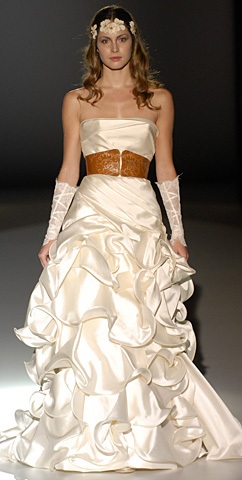 Vestido de Novia Raimon Bundó Vestido de Novia Raimon Bundó