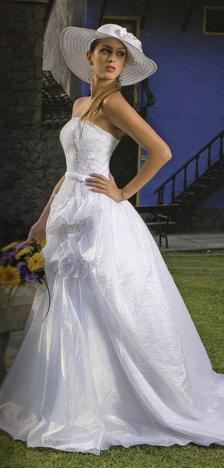 Vestido de Novia Bridal Collection
