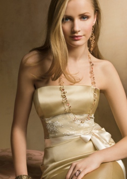 Vestido de Fiesta Alvina Valenta 2008.jp8
