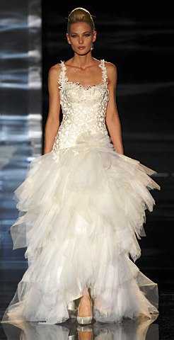 vestido_de_novia_hannibal_laguna1 vestido_de_novia_hannibal_laguna1