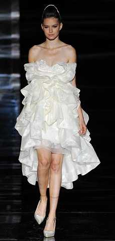 vestido_de_novia_hannibal_laguna4.jpg