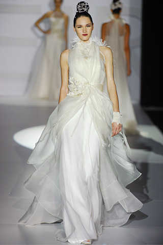 vestidos_de_novia_2010_jesus_peiro vestidos_de_novia_2010_jesus_peiro