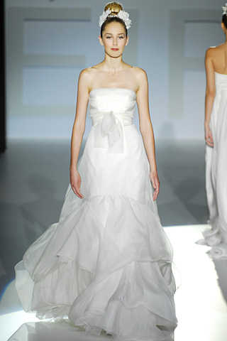 vestidos_de_novia_2010_jesus_peiro vestidos_de_novia_2010_jesus_peiro