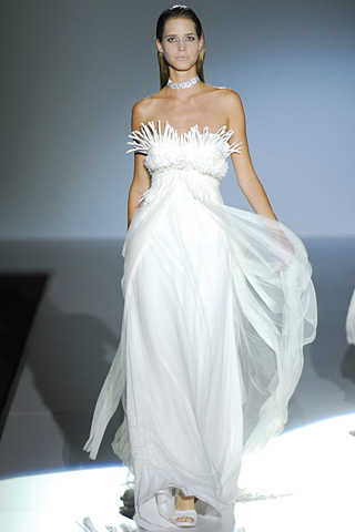 vestidos_de_novia_2010_yolan_cris