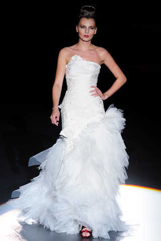 vestidos_de_novia_hannibal_laguna vestidos_de_novia_hannibal_laguna