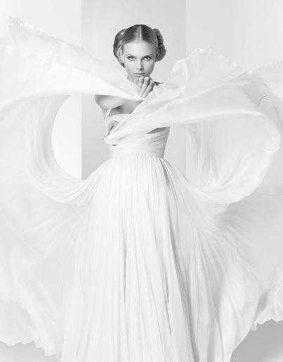 VESTIDO DE NOVIAS JESUS DEL POZO