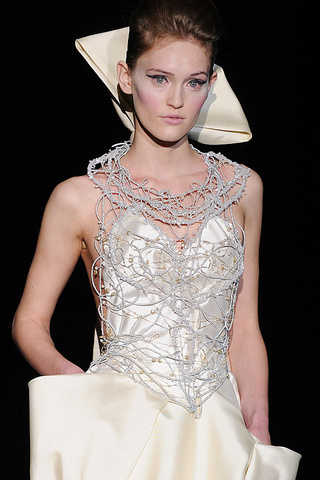 vestido_de_novia_isabel_zapardiez_cibeles_madrid_novias